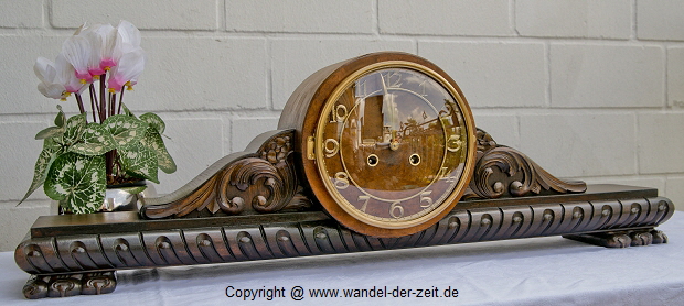 Buffetuhr Eiche Vollplstinenwerk Gongverstärkung 10