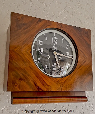 DUFA Art Deco Regulator - Heinrich Johannes Möller 01