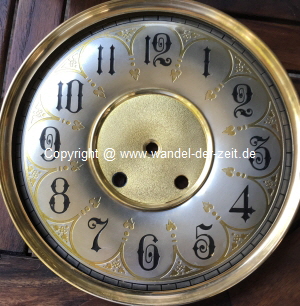 Lenzkirch Gutsherrenuhr Zifferblatt Restauration - nachher Lenzkirch Gutsherrenuhr Zifferblatt Restauration - nachher